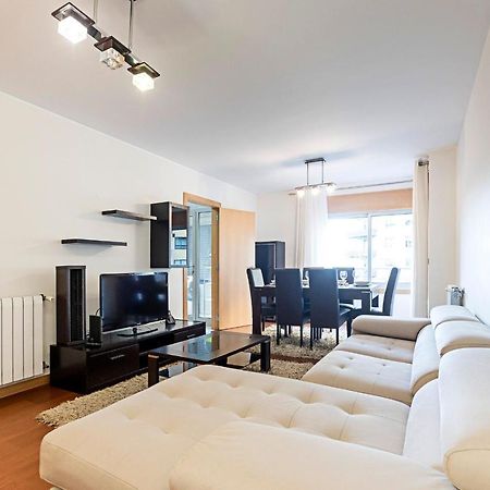2Br Flat By Metro W/ Free Parking By Lovelystay Vila Nova de Gaia Ngoại thất bức ảnh
