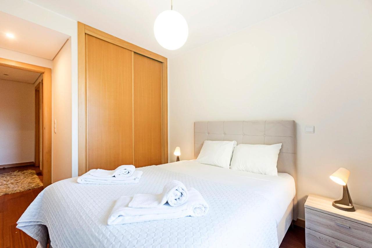 2Br Flat By Metro W/ Free Parking By Lovelystay Vila Nova de Gaia Ngoại thất bức ảnh
