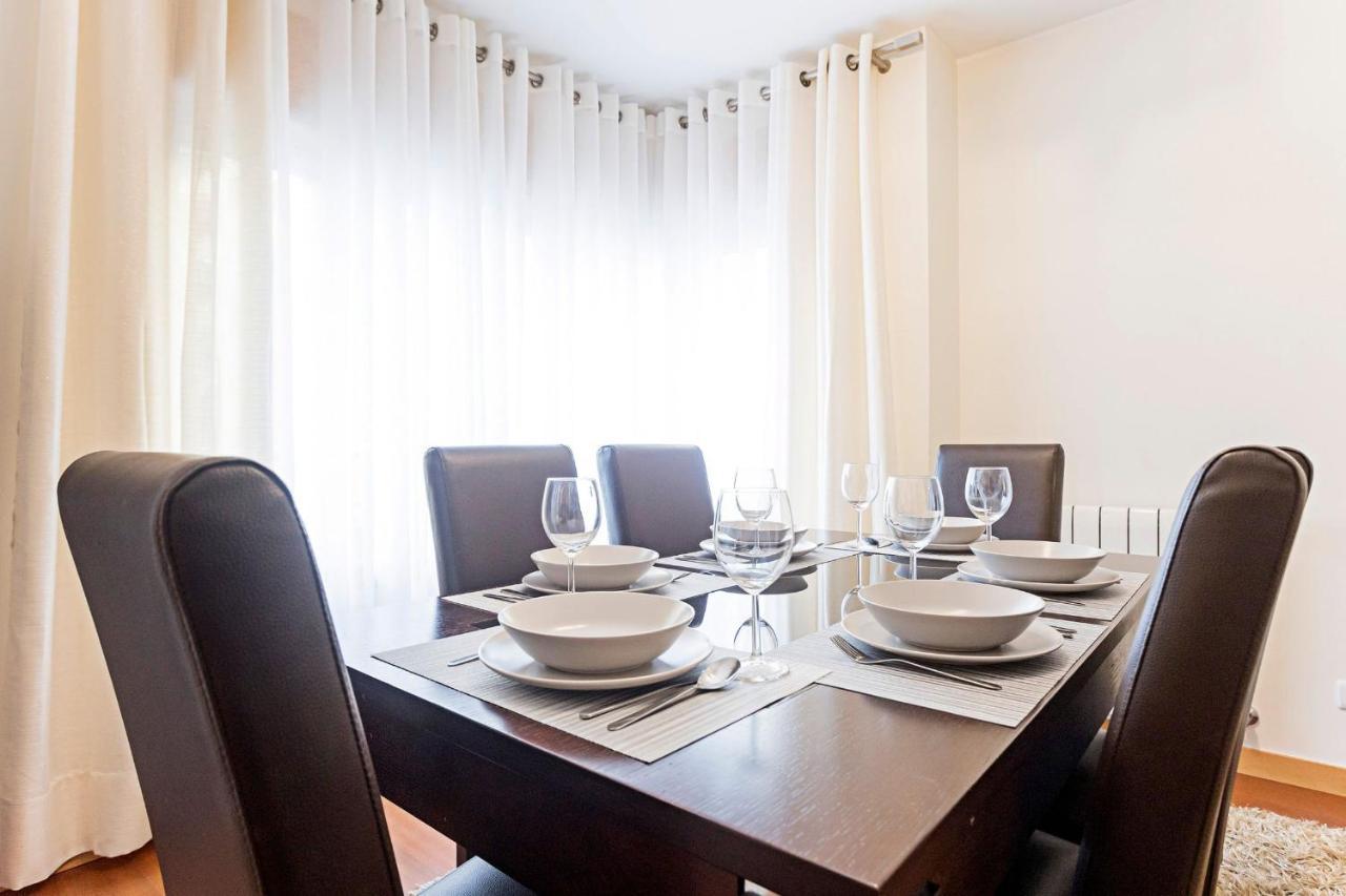 2Br Flat By Metro W/ Free Parking By Lovelystay Vila Nova de Gaia Ngoại thất bức ảnh